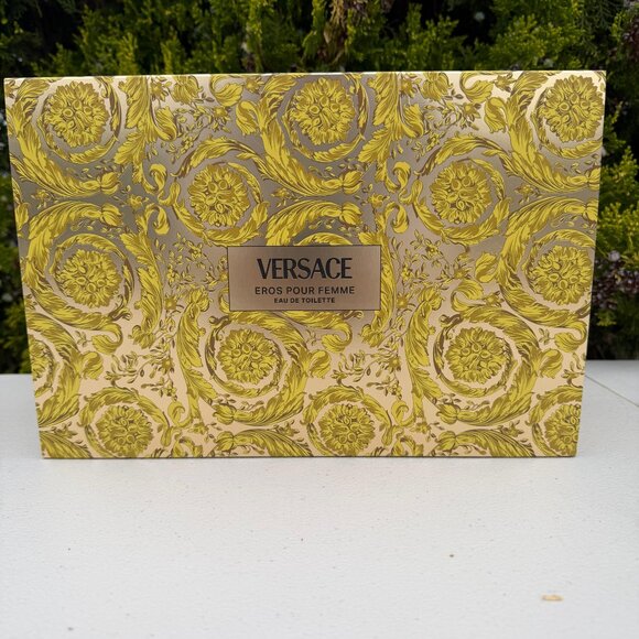 Versace Gold Eros Pour Femme Eau de Parfum with Case. $95 Make Offer - Picture 4 of 5